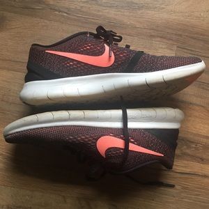 Nike Free Rn 8.5 - 9 women’s